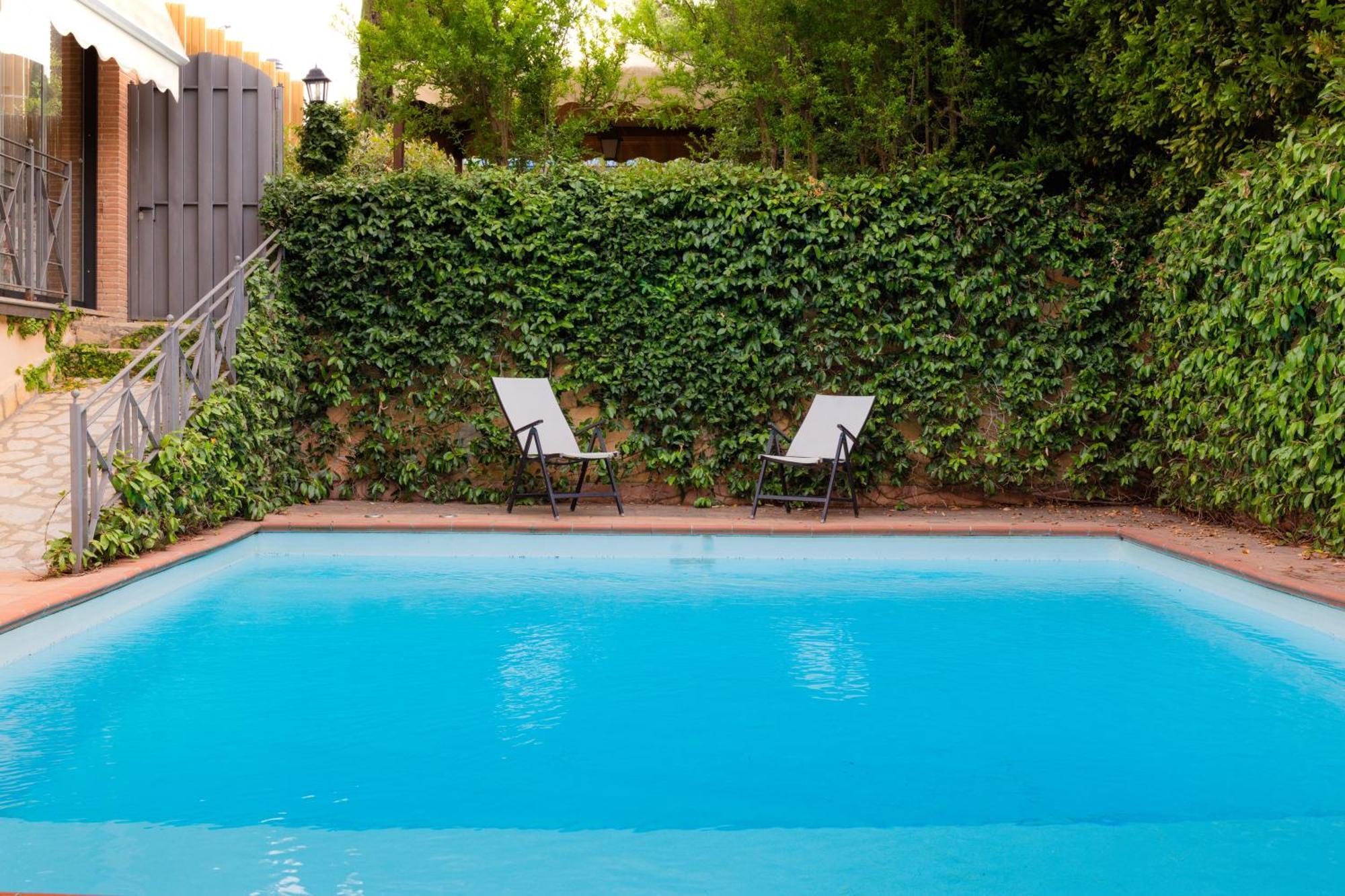 Villa Aureliana With Pool Near San Peter ローマ エクステリア 写真